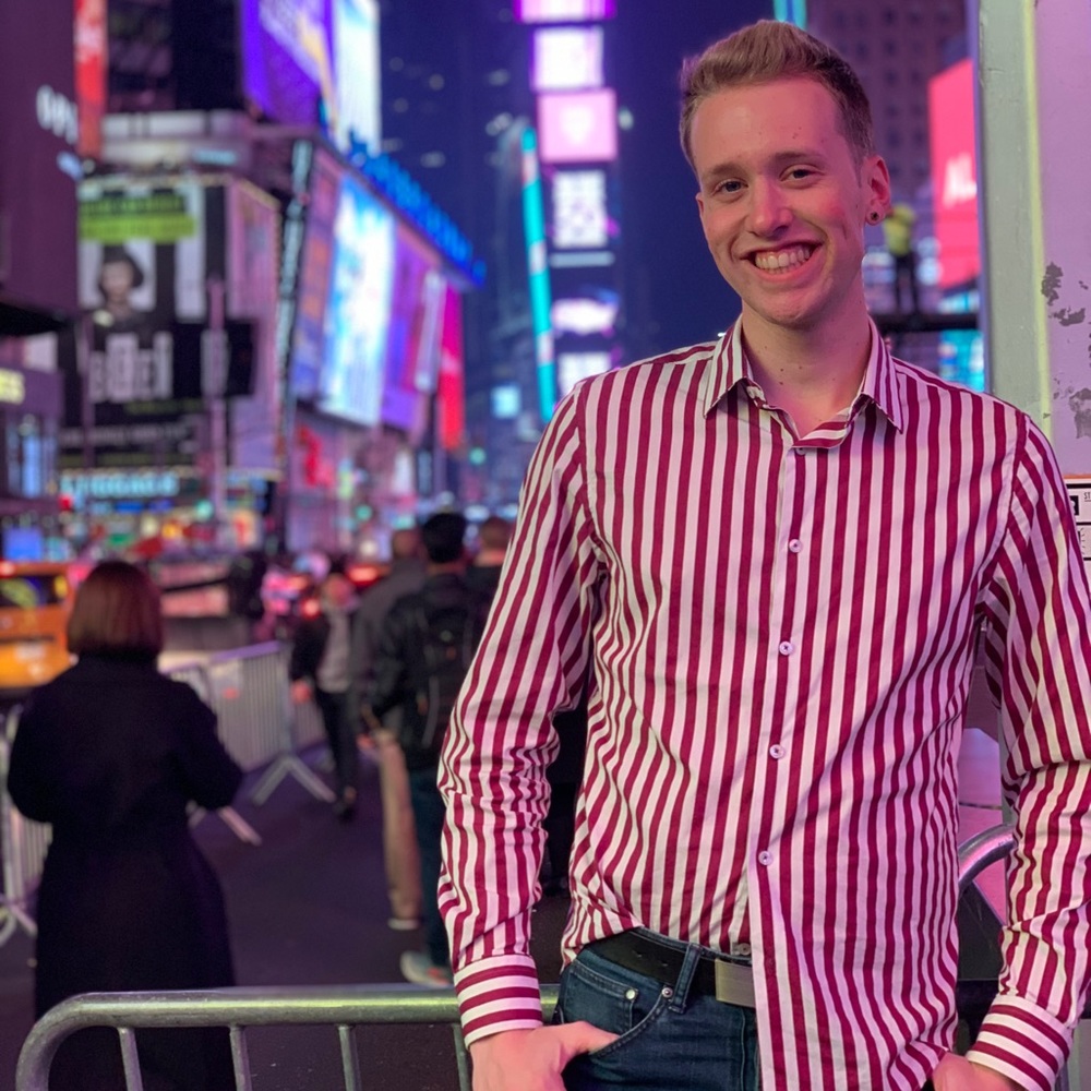 Meet your Posher, Blake